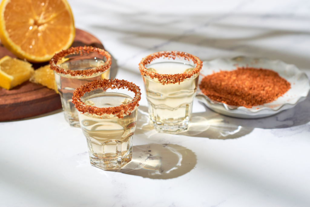 Descubre-las-5-marcas-de-tequila-mexicano-1024x683 Tequila mexicano: ¡Descubre las reconocidas marcas de esta bebida!