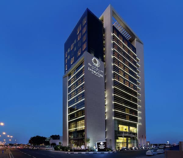 Doubletree-by-Hilton-Hotel-Doha Los Mejores Hoteles en Doha que debes Conocer