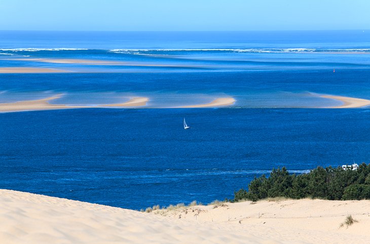 Duna-de-Pilat-y-playas-virgenes-de-Pyla-sur-Mer 17 Mejores playas de Francia: Destinos costeros imprescindibles