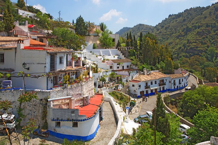 El-Barrio-Gitano-del-Sacromonte 14 Principales atracciones turísticas de Granada en España