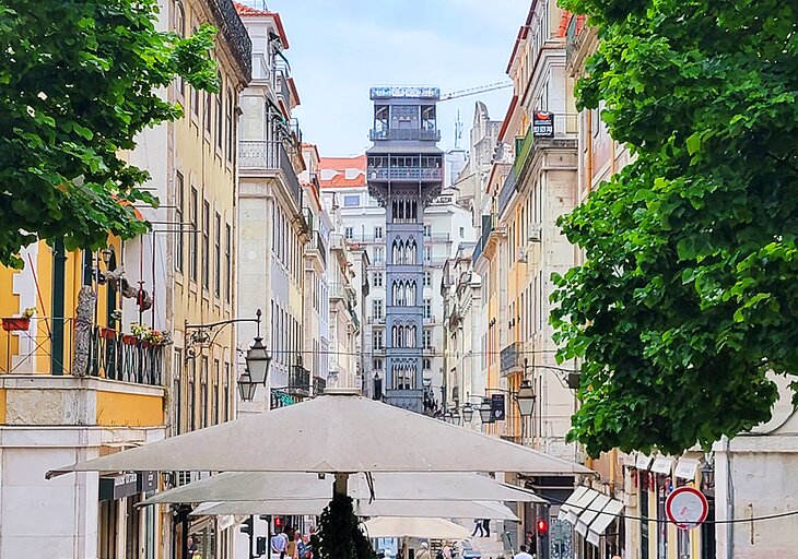 Elevador-de-Santa-Justa 25 Principales atracciones turísticas de Lisboa en Portugal