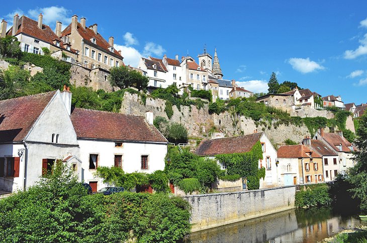 Flavigny-sur-Ozerain-1 26 Mejores lugares para visitar en Borgoña