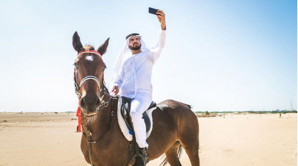 Fotografiar-en-el-campo Cosas que No Debes Hacer en tu Viaje a Qatar