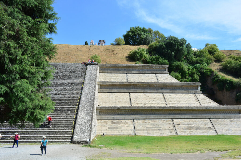 Gran-Piramide-de-Cholula-excursiones-de-un-dia-cerca-de-la-Ciudad-de-Mexico 6 Maravillosas excursiones de un día cerca de la Ciudad de México