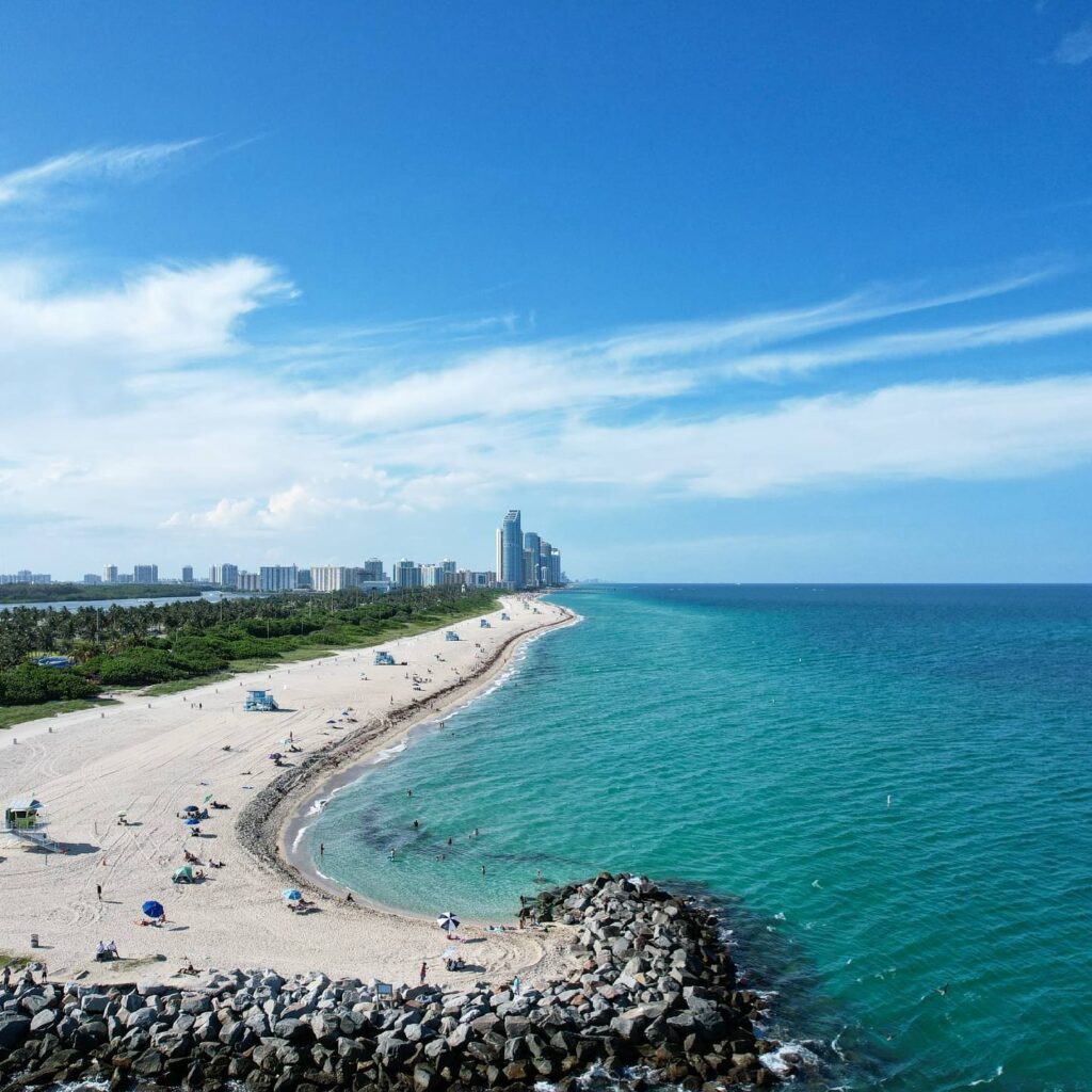 Haulover-Beach-Park-Miami-playa-nudista-1024x1024 Playas de Miami: 17 Paraísos Costeros Imperdibles