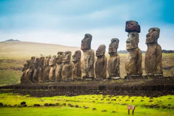 Hay-casi-900-estatuas-en-Rapa-Nui-1 Parque Nacional Rapa Nui en la Isla de Pascua: Todo lo que debes Saber