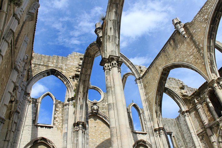 Igreja-do-Carmo 25 Principales atracciones turísticas de Lisboa en Portugal