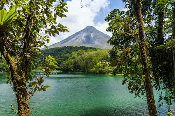 Impresionantes-paisajes-1 10 Razones para Visitar Costa Rica en tus Próximas Vacaciones