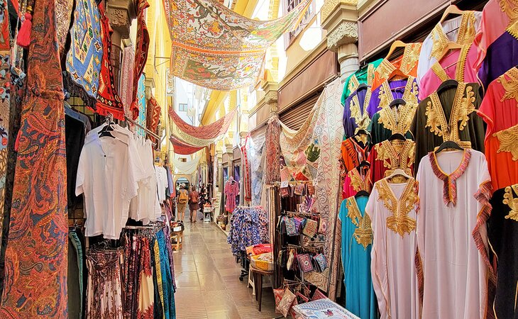 La-Alcaiceria 14 Principales atracciones turísticas de Granada en España