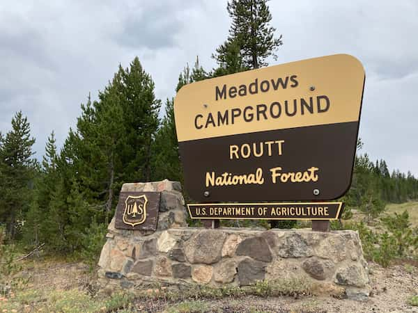 Meadows-camping-Camping-en-Medicine-Bow-Routt-y-Thunder-Basin Camping en Medicine Bow-Routt y Thunder Basin