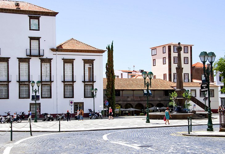 Museo-de-Arte-Sacro 16 Principales atracciones turísticas de Funchal en Madeira, Portugal