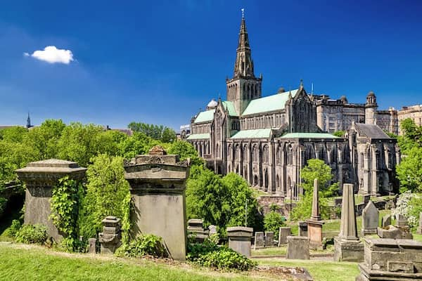 Necropolis-y-monumentos-de-Glasgow-Catedral 23 Lugares para Fotografiar en Escocia:  Escenarios de Belleza Inigualable