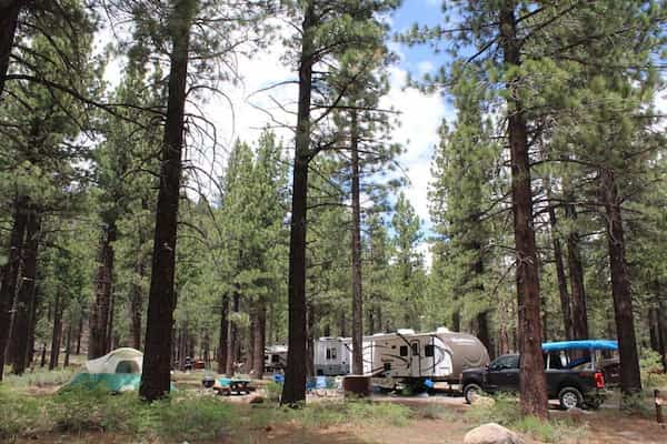 Old-Shady-New-Shady-Rest-Campgrounds 7 Lugares para Acampar en Mammoth Lakes, California