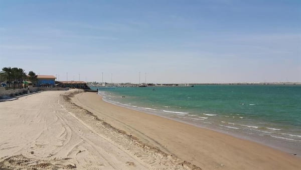 Playa-de-Al-Sultan Una Mirada a las Mejores Playas de Al-Khor y sus Alrededores