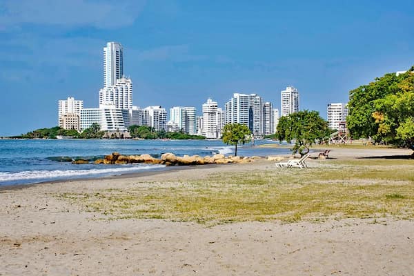 Playa-de-Castillo-Grande Playas en Colombia: 13 Hermosos lugares que debes visitar