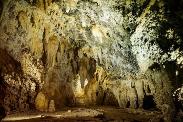 Punto-culminante-de-la-etapa-1-cueva-de-Timpanogos Ruta de Viaje por Carretera de Salt Lake City a Zion