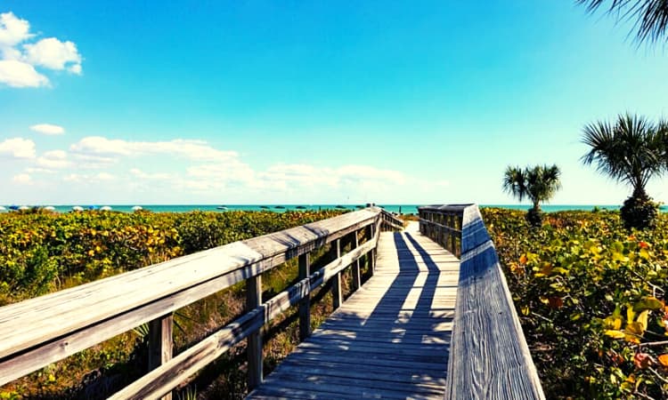 Sanibel-Island-Te-encantara-el-apacible-entorno-natural ¿Por qué la Sanibel Island es la playa de vacaciones perfecta en Florida?