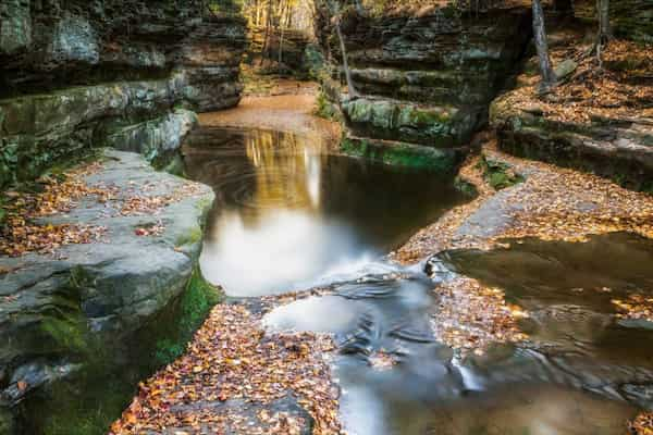 Sendero-del-nido-de-Pewit 10 Rutas de Senderismo en el Parque Estatal Devil's Lake en Wisconsin