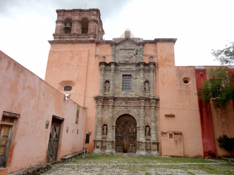 Templo-de-Nuestra-Senora-de-la-Merced-de-Mellado-Guanajuato-1 9 Experiencias únicas para vivir en Guanajuato, México