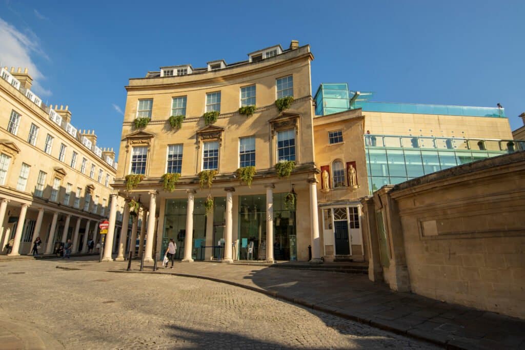 Thermae-Bath-Spa Explora Los sitios históricos en Bath, Inglaterra