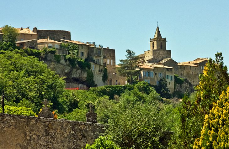 Venasque-medieval 20 Mejores lugares para visitar en Haut-Vaucluse, Provenza