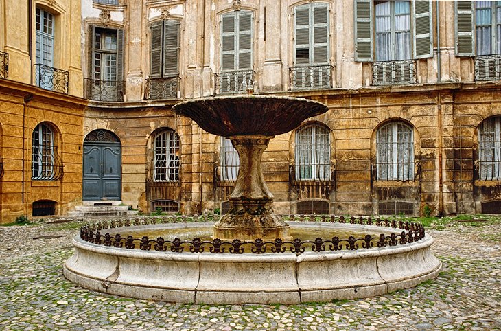 Vieil-Aix-casco-antiguo 11 Mejores atracciones turísticas de Aix-en-Provence