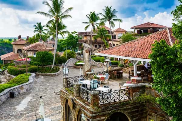 Visita-Altos-de-Chavon Excursiones en Punta Cana: La clave para unas vacaciones memorables