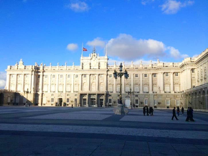 Visita-el-Palacio-Real 10 Cosas para hacer en tu primer viaje a Madrid