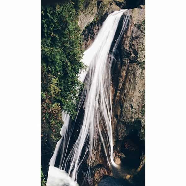 cataratas-gemelas Descubre 12 Impresionantes Cascadas en Washington