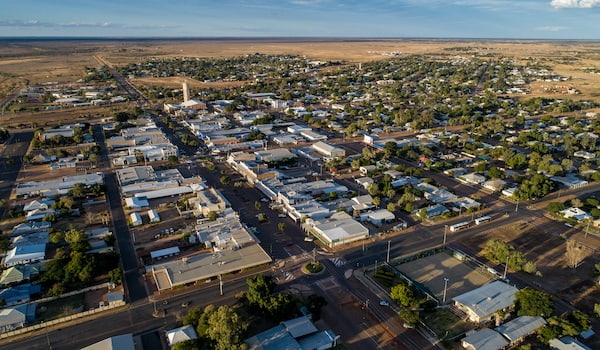 vista-aerea-de-largo-alcance-3.2 3 Viajes icónicos en trenes de Australia que debe experimentar