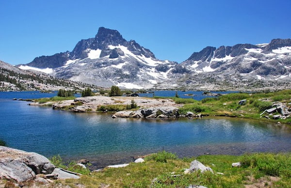 Lagos-Mammoth-escapadas-de-fin-de-semana-en-el-area-de-la-bahia-de-California 15 Destinos para escapadas de fin de semana en el área de la bahía de California