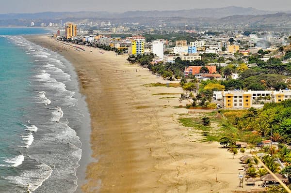 Atacames-provincia-de-Esmeraldas Playas de Ecuador: 17 Paraísos que debes conocer