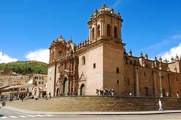 Catedral 15 Principales lugares turísticos de Cusco en Perú