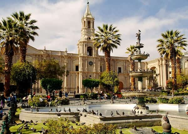 Centro-Historico-de-Arequipa 18 Principales lugares turísticos del Perú: Recomendaciones de expertos