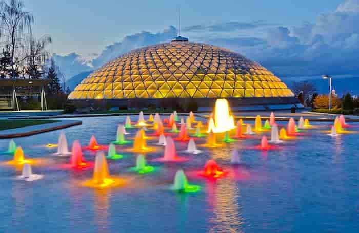 Parque-de-la-Reina-Isabel 22 Lugares turísticos en Vancouver que te sorprenderán