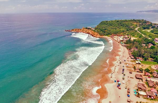 Playa-Montanita-Provincia-de-Santa-Elena Playas de Ecuador: 17 Paraísos que debes conocer