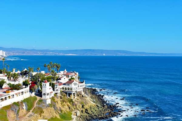 Rosarito-viajes-de-fin-de-semana-en-el-sur-de-California 12 Lugares para visitar en Tijuana para una experiencia inolvidable