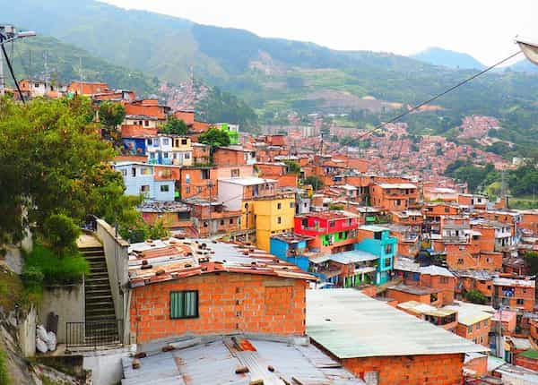 comuna-13 Actividades para hacer en Medellín: 16 Recomendaciones de expertos