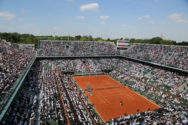 Abierto-de-Francia-en-el-Stade-Roland-Garros Por qué visitar París en primavera: La ciudad del amor en su mejor momento