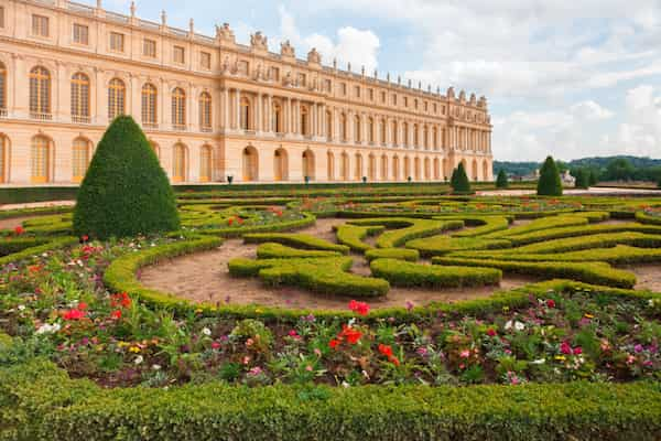 Palacio-de-Versalles 6 Lugares para hacer picnic en París: Disfruta de la ciudad al aire libre