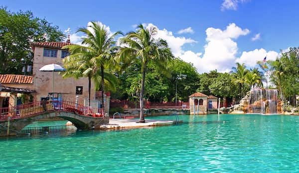 Piscina-veneciana 23 Atracciones turísticas en Miami: Lugares imperdibles para tu visita