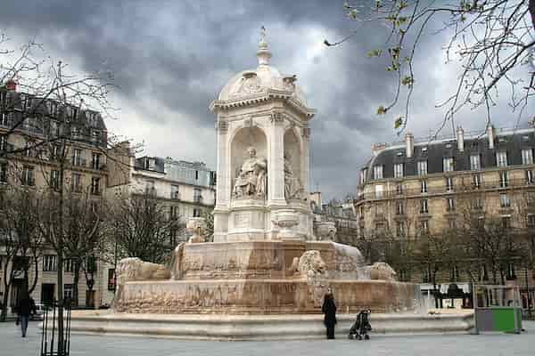 Fuente-de-San-Sulpicio-plaza-Saint-Sulpice-fuentes-de-Paris Conoce 5 Hermosas fuentes de París ¡Lugares perfectos para una foto inolvidable!