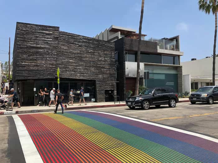 Bulevar-Abbot-Kinney 9 Imperdibles actividades en Venice Beach, California