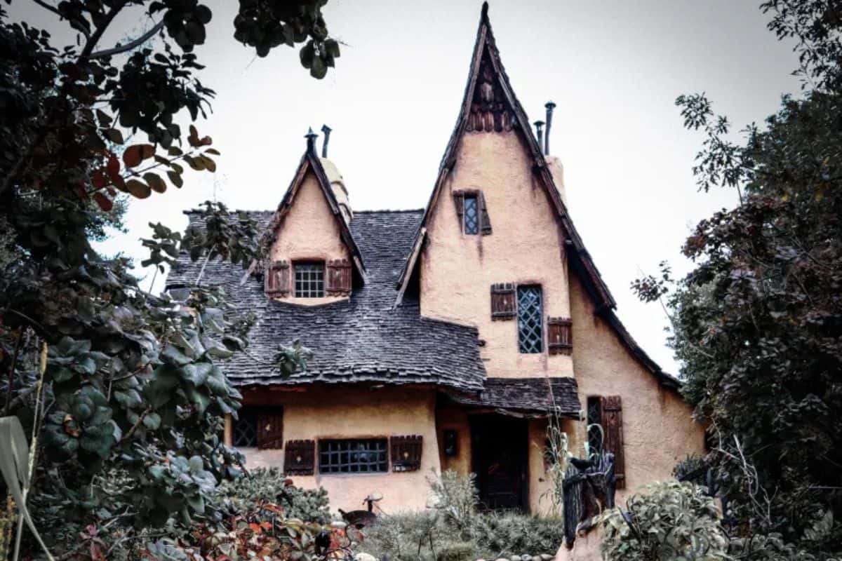 Casa de las Brujas de Beverly Hills