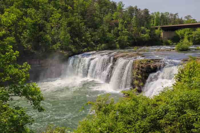 Cataratas-Little-River-Canyon-cascadas-en-Alabama 9 Impresionantes cascadas en Alabama que te dejarán sin aliento