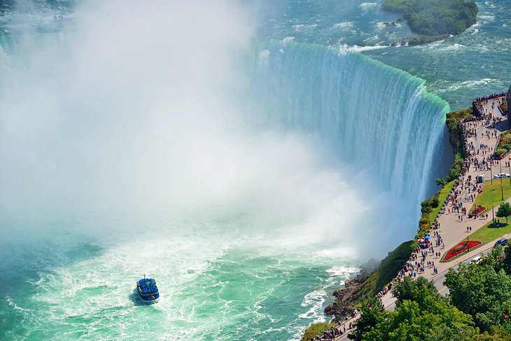 Cataratas-del-Niagara-atracciones-turisticas-en-Ontario Principales atracciones turísticas en Ontario