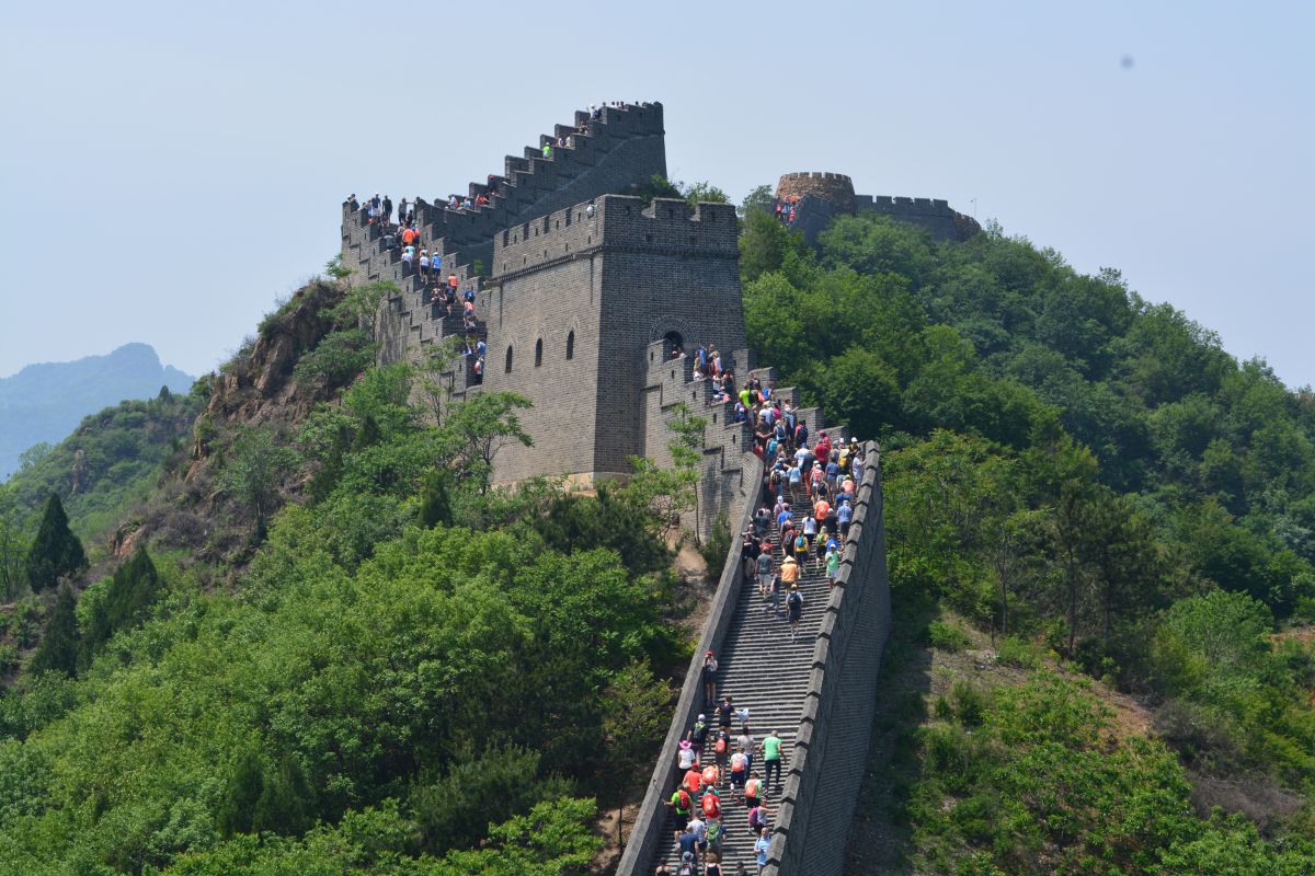 Famoso-por-ser-el-cementerio-mas-largo-del-mundo 8 datos interesantes sobre la Gran Muralla China: Información de interés