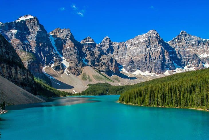 Haga-una-excursion-de-un-dia-a-Banff-y-el-lago-Louise Mejores lugares para visitar en Calgary, Canadá