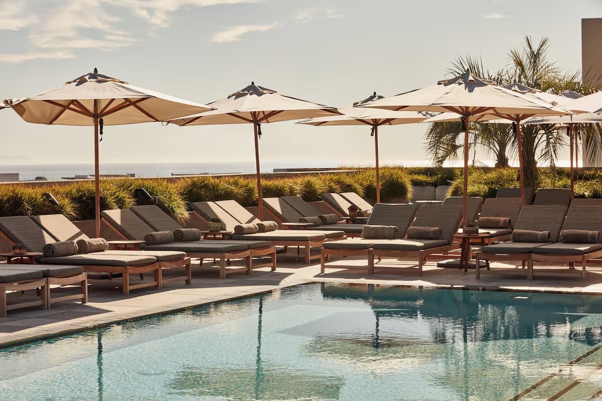 Hotel-Santa-Monica-Proper-1 14 hoteles boutique en Los Ángeles que destacan por su encanto y estilo