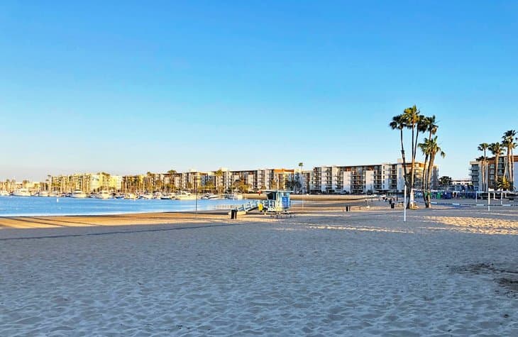 Marina-del-Rey Playas en Los Ángeles: arena, olas y estilo californiano